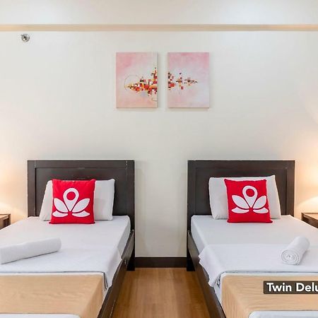 Zen Rooms Bp International Manila Eksteriør billede