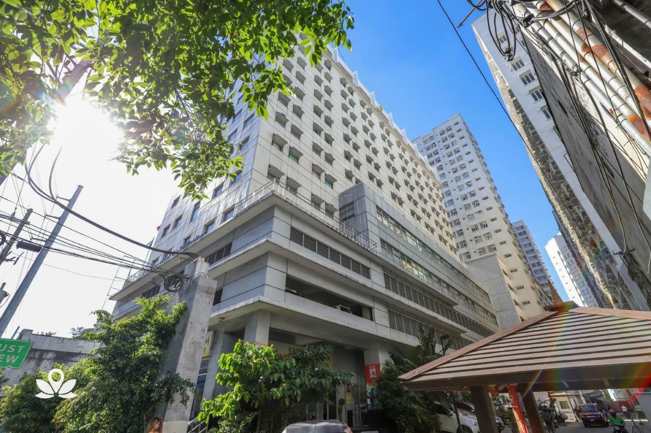 Zen Rooms Bp International Manila Eksteriør billede